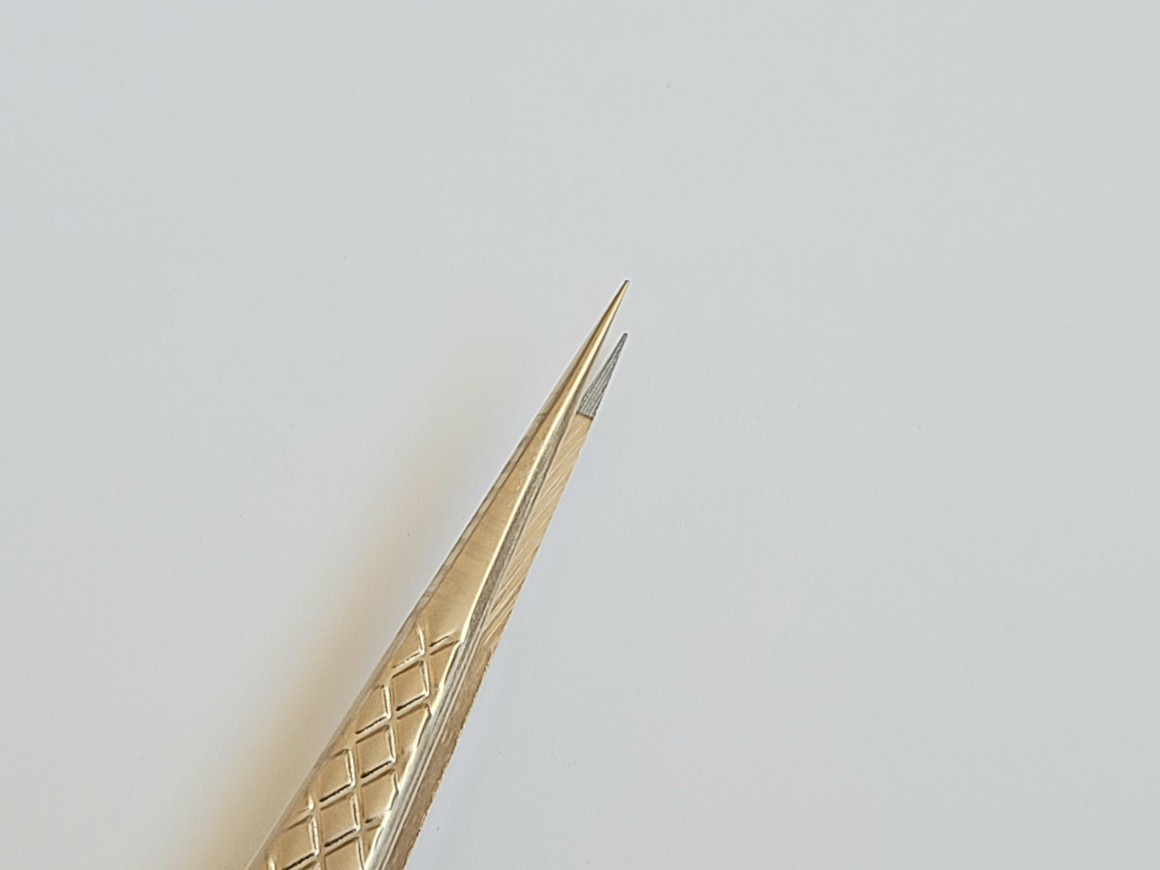 Fiber Tip Eyelash Extensions Tweezers Golden, Eyebrow Tweezers Grip