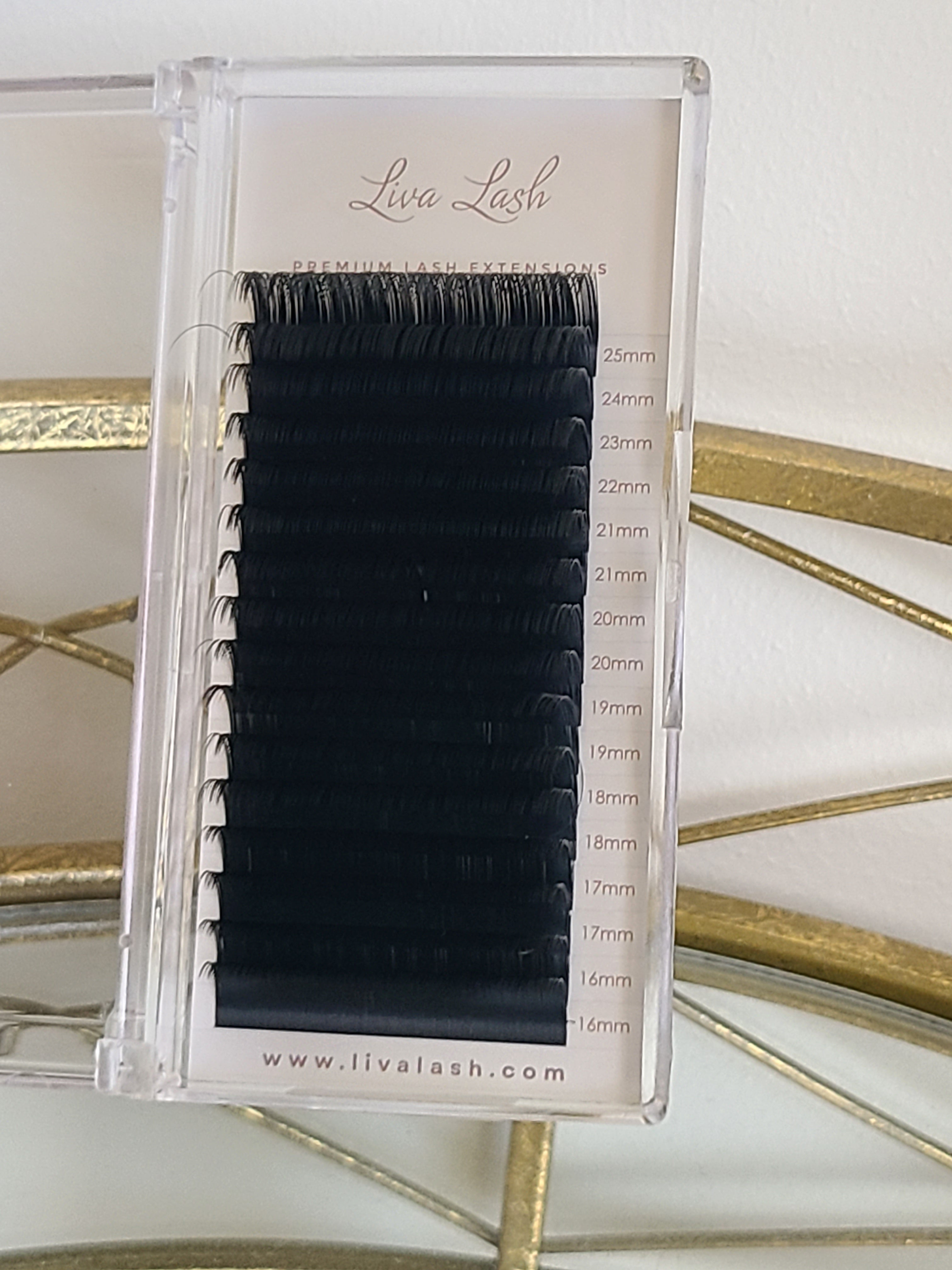 Extra long Volume Lash extensions