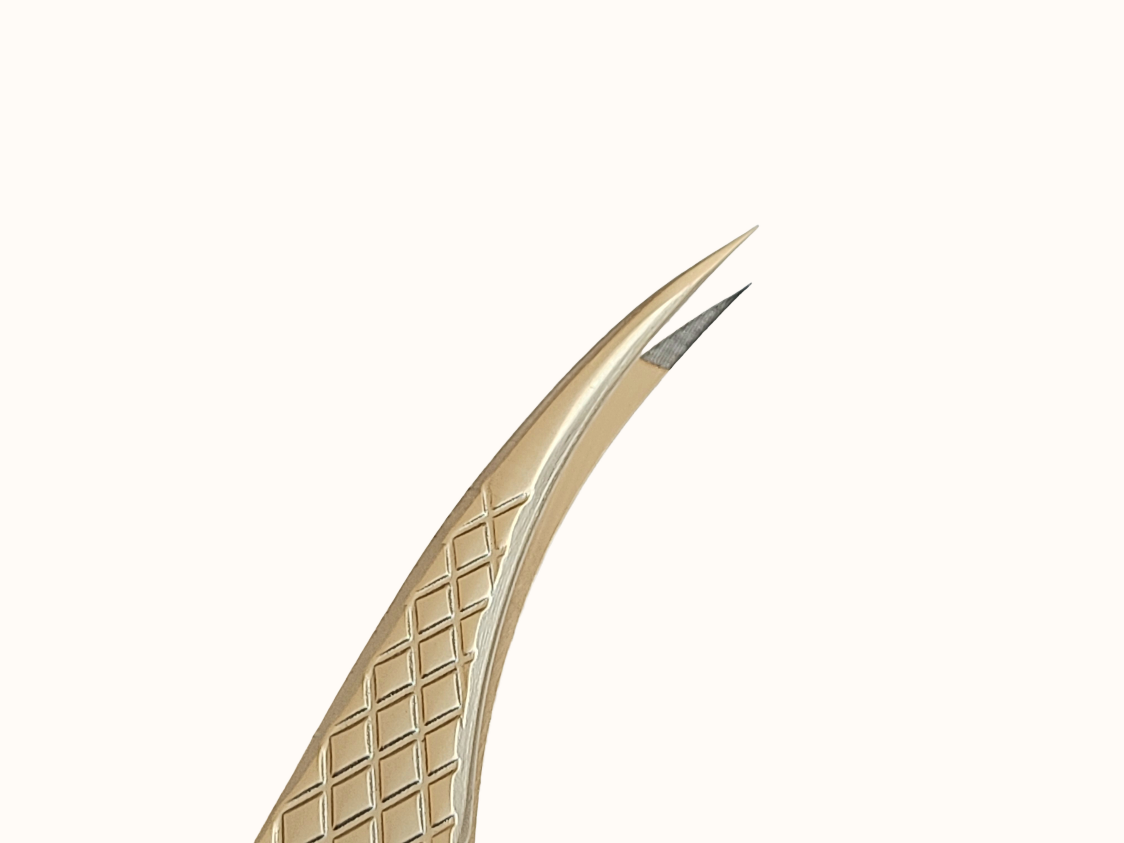 Eyelash extensions tweezers fiber tip