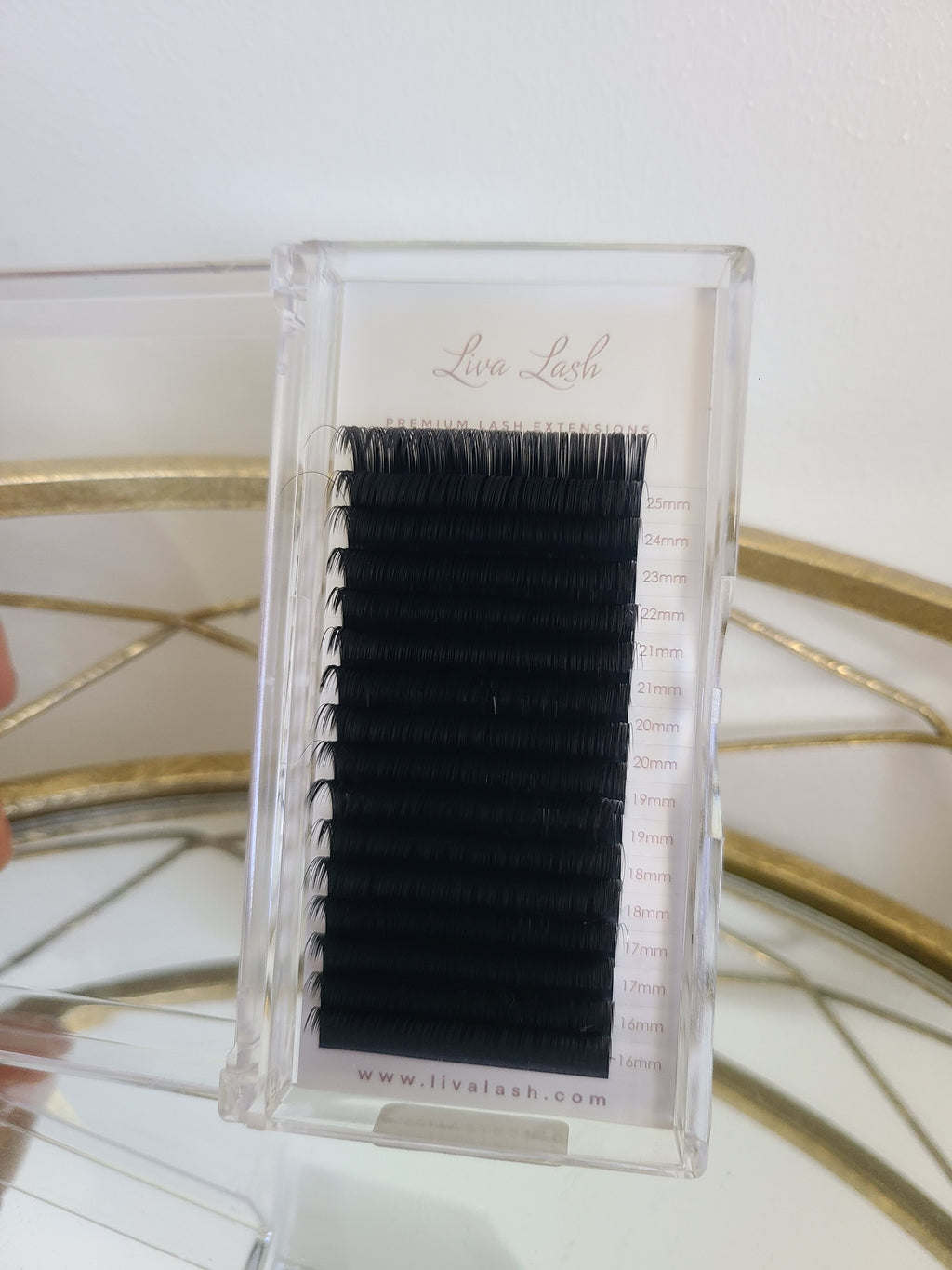 Extra long Volume Lash extensions